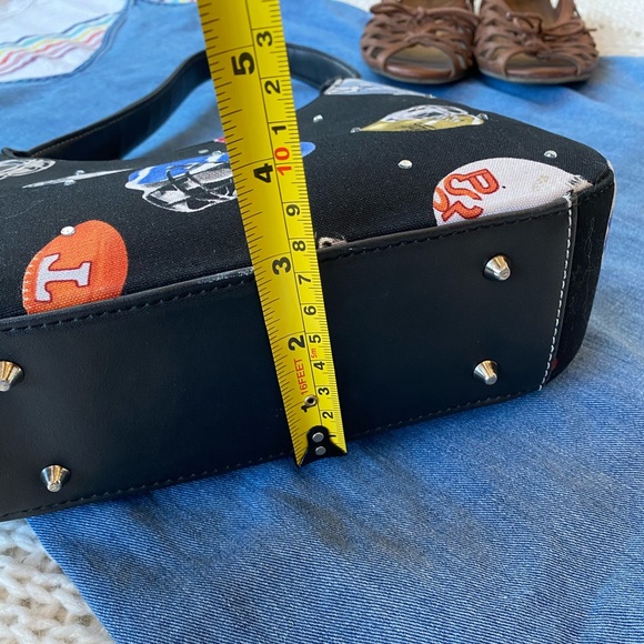 Y2K amazing purse w football helmets&rhinestones - Picture 4 of 7